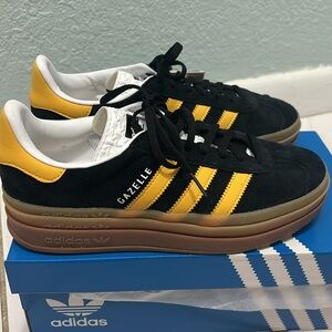 Adidas Originals Gazelle Bold Platform  UK size 7. Woman's size 8.5.